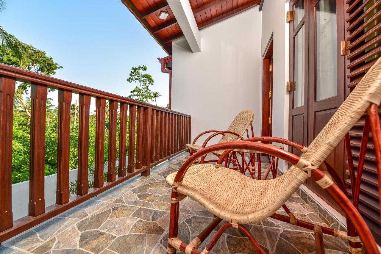 Villa Effort Ahangama Bagian luar foto